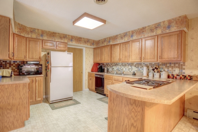 610 Devon Dr, Saint Joseph, IL 61873 photo 14
