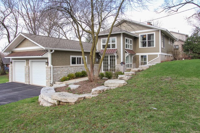 136 Tower Rd, Barrington, IL 60010 photo 1