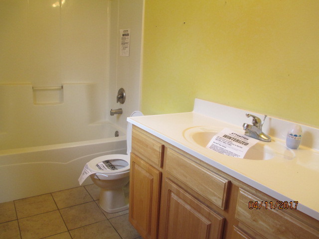 511 Northlake Rd, Lakemoor, IL 60051 photo 7