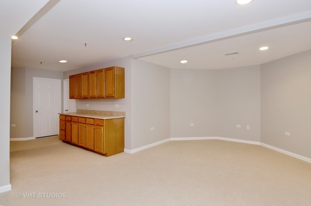 1695 Pondview Dr, Hoffman Estates, IL 60192 photo 23