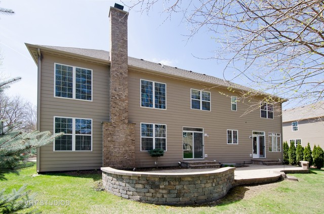 1695 Pondview Dr, Hoffman Estates, IL 60192 photo 25