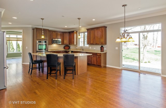 1695 Pondview Dr, Hoffman Estates, IL 60192 photo 6