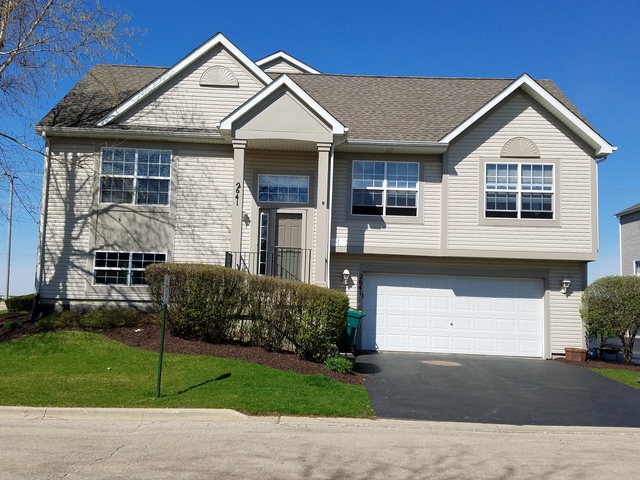 2641 Canyon Dr, Plainfield, IL 60586 photo 1