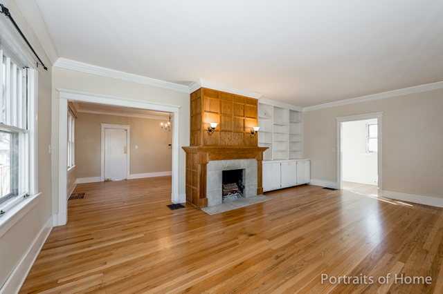 911 N Cross St, Wheaton, IL 60187 photo 5