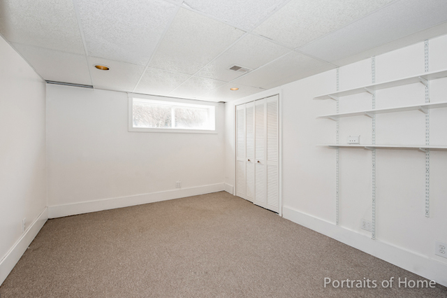 911 N Cross St, Wheaton, IL 60187 photo 21