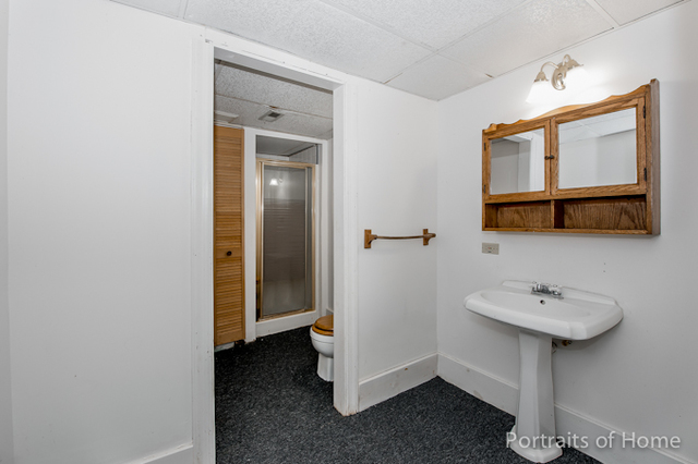 911 N Cross St, Wheaton, IL 60187 photo 20