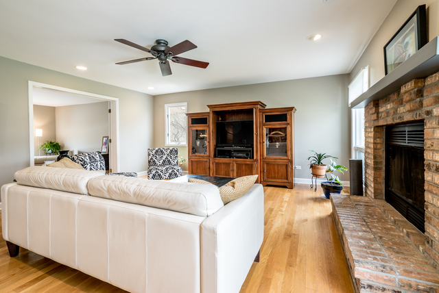 15534 S Robin Ct, Plainfield, IL 60544 photo 4