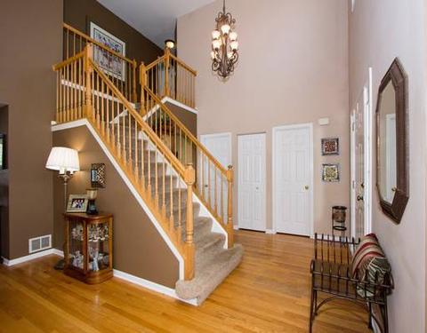 1350 Windgate Ct, Bartlett, IL 60103 photo 2