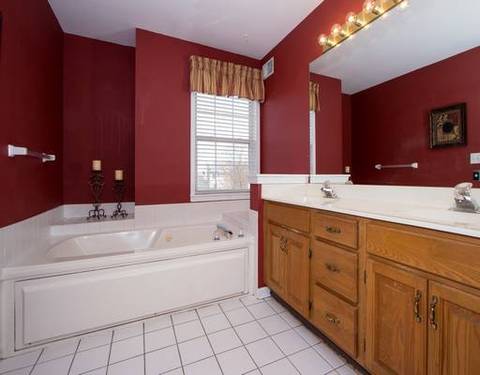 1350 Windgate Ct, Bartlett, IL 60103 photo 14