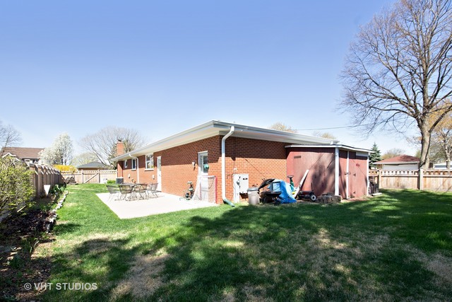 160 E Crestview Ave, Elmhurst, IL 60126 photo 15