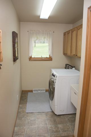 8463 Walnut Dr, Morrison, IL 61270 photo 18