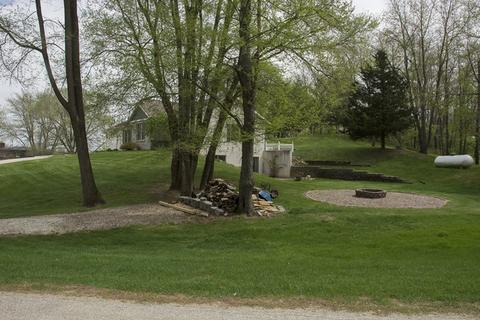 8463 Walnut Dr, Morrison, IL 61270 photo 27