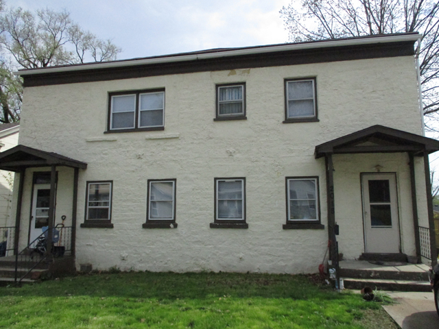2016 1st St, Peru, IL 61354 photo 1