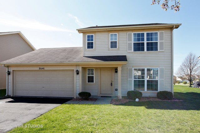 21241 W Covington Dr, Plainfield, IL 60544 photo 1