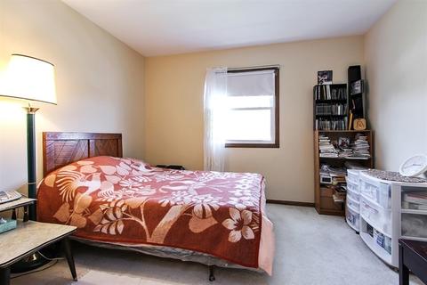 4464 Harbor Cir, Hoffman Estates, IL 60192 photo 6