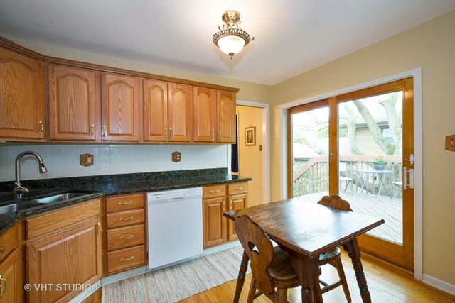 1102 Westhaven Dr, Wheaton, IL 60189 photo 5