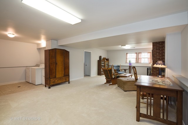 1102 Westhaven Dr, Wheaton, IL 60189 photo 9