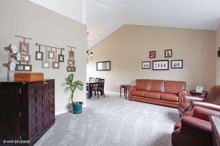 11356 S Marathon Ln, Plainfield, IL 60585 photo 2