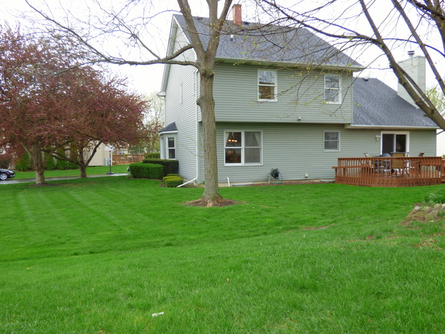 238 Windsor Dr, Bartlett, IL 60103 photo 14