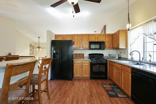 6 Preston Ct, Algonquin, IL 60102 photo 4