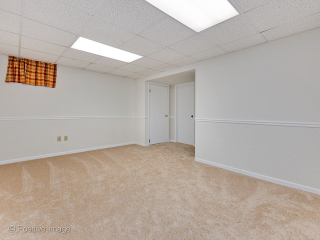 260 Circlegate Rd, New Lenox, IL 60451 photo 11