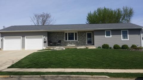 220 E Iowa St, Spring Valley, IL 61362 photo 1