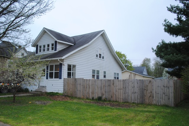 603 8th Ave, Sterling, IL 61081 photo 1