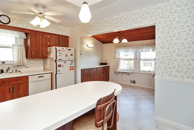 9122 28th St, Brookfield, IL 60513 photo 5