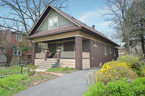 144 E Burlington St, Riverside, IL 60546 photo 1