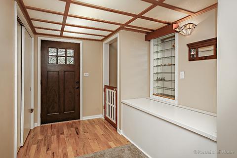 914 James Ct, Wheaton, IL 60189 photo 8