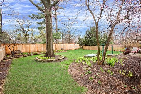 914 James Ct, Wheaton, IL 60189 photo 24