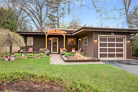 914 James Ct, Wheaton, IL 60189 photo 1
