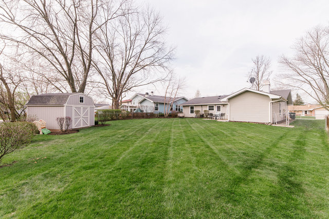 1335 Meyer Rd, Hoffman Estates, IL 60169 photo 21