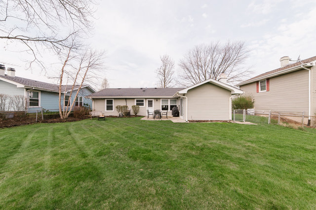 1335 Meyer Rd, Hoffman Estates, IL 60169 photo 23