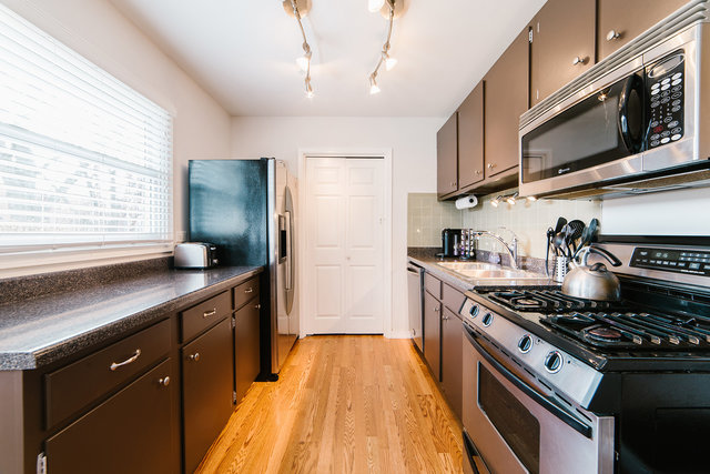 1335 Meyer Rd, Hoffman Estates, IL 60169 photo 9
