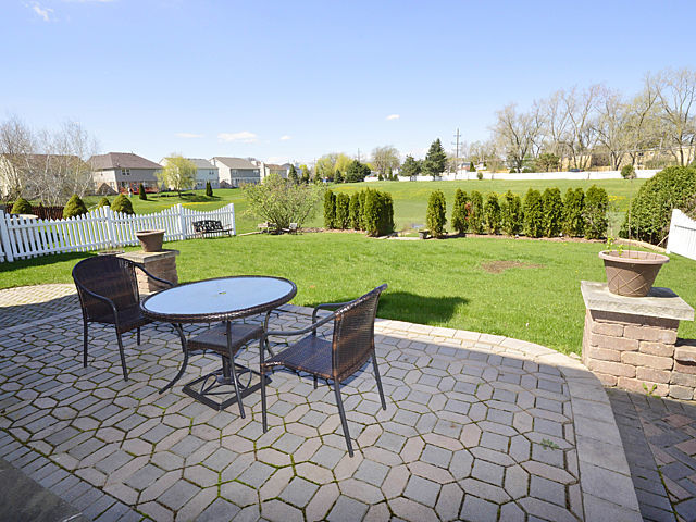 776 Meadow Dr, Des Plaines, IL 60016 photo 24