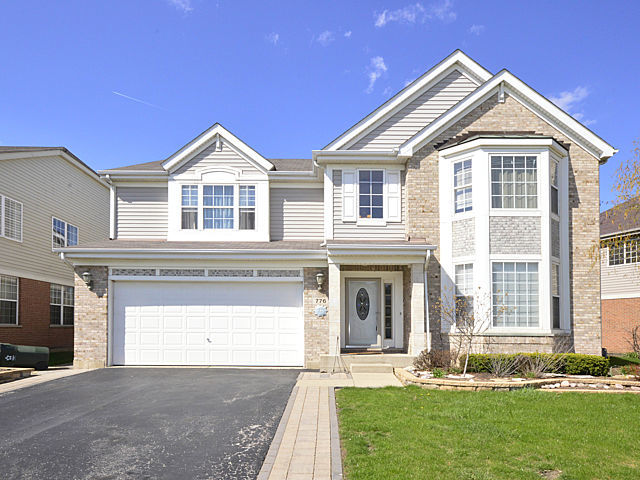 776 Meadow Dr, Des Plaines, IL 60016 photo 1