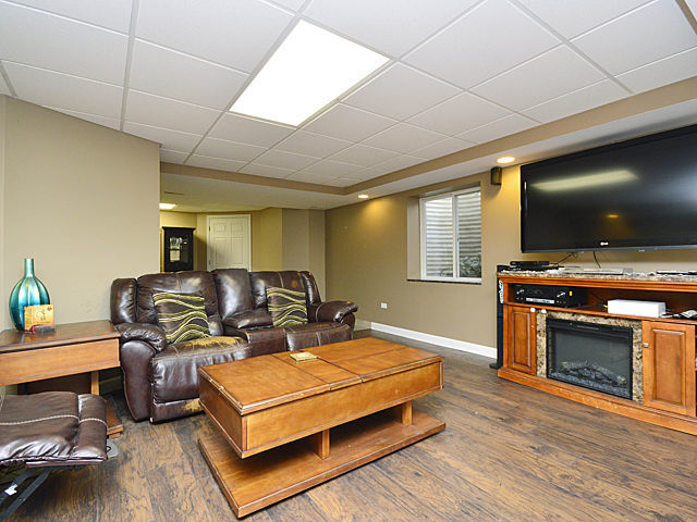 776 Meadow Dr, Des Plaines, IL 60016 photo 15