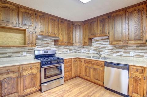 2901 Sangamon Dr, Champaign, IL 61821 photo 11