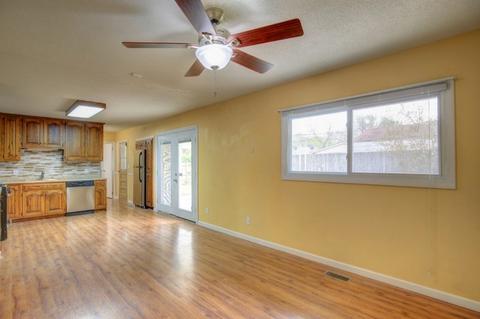 2901 Sangamon Dr, Champaign, IL 61821 photo 9