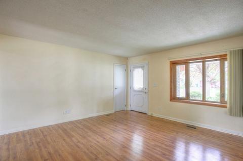 2901 Sangamon Dr, Champaign, IL 61821 photo 6