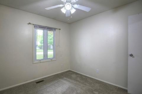 2901 Sangamon Dr, Champaign, IL 61821 photo 17