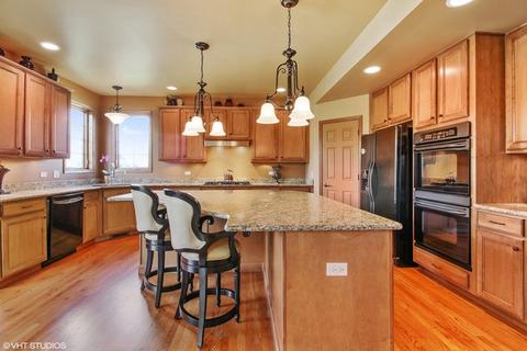 7102 Wexford Ct, Bull Valley, IL 60050 photo 5