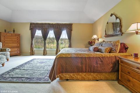7102 Wexford Ct, Bull Valley, IL 60050 photo 12