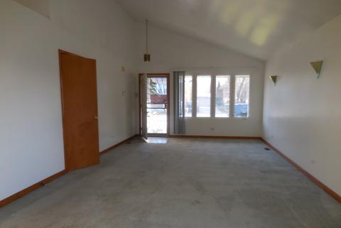 2730 E Goodrich Ave, Burnham, IL 60633 photo 3