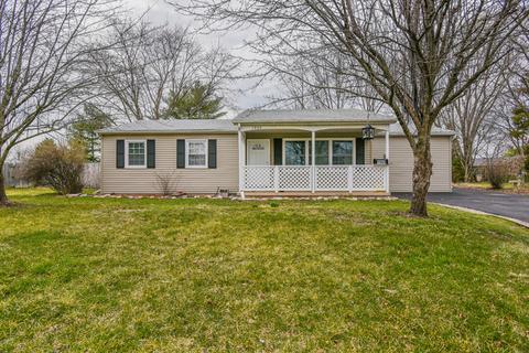 1969 Opal Dr, Aurora, IL 60506 photo 1