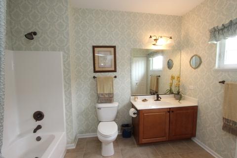 912 Monroe Ave, Mchenry, IL 60050 photo 19