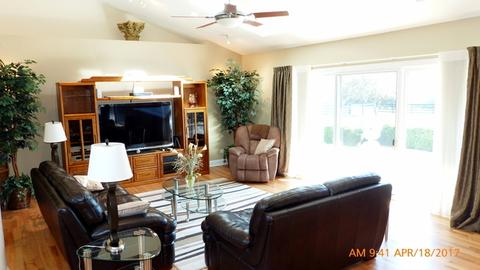 5 N670 Rochefort Ln, Wayne, IL 60184 photo 3