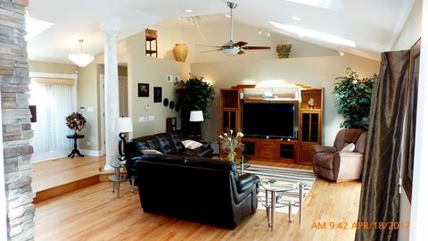 5 N670 Rochefort Ln, Wayne, IL 60184 photo 2