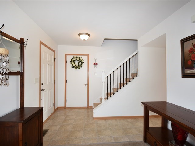 3506 Hoffman St, Plano, IL 60545 photo 2